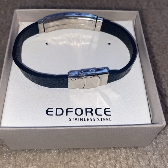 EDFORCE Black Leather Bracelet with Stainless Steel And Diamond Accents - Picture 3 of 8
